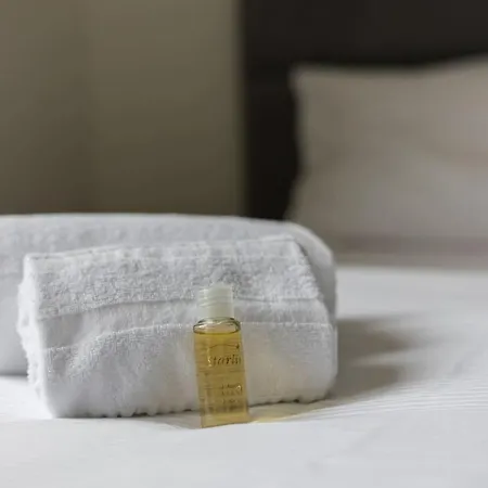 Urban Oasis With Queen Bed And View Be-23 Apartmán *