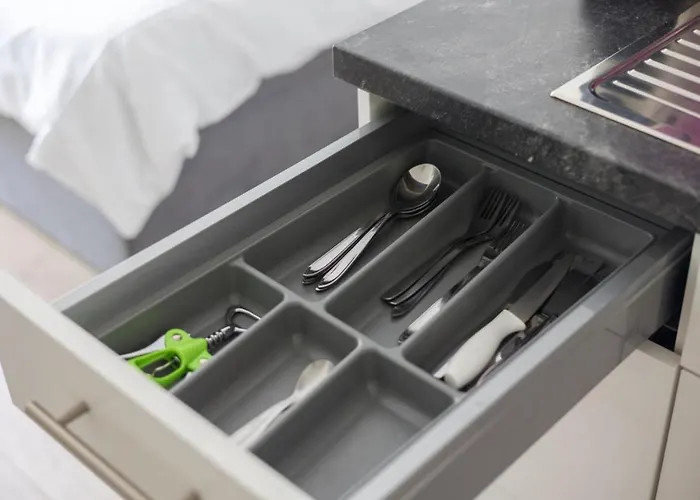 Urban Oasis With Queen Bed And View Be-23 דירה ציריך